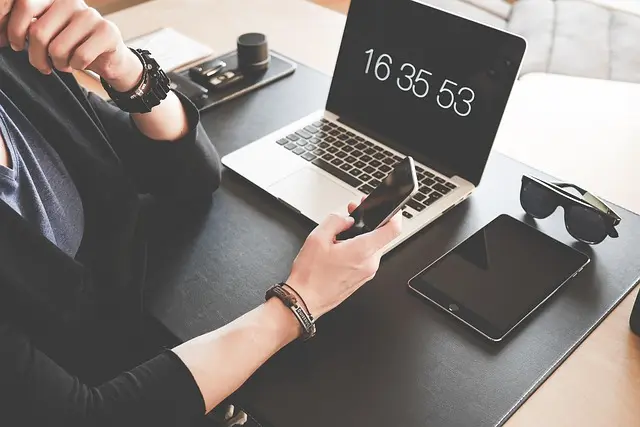 10 Astuces Pour Gagner de l'Argent en Ligne Facilement