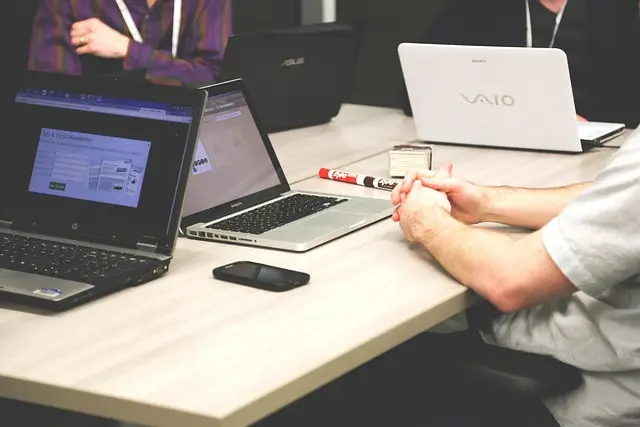 10 Astuces Pour Gagner en Négociation : Techniques Efficaces