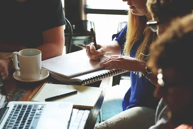 10 Astuces Pour Gagner en Négociation : Techniques Efficaces