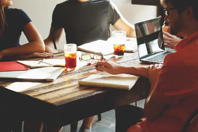10 Astuces Efficaces Pour Gagner Plus d'Argent avec un Side Project